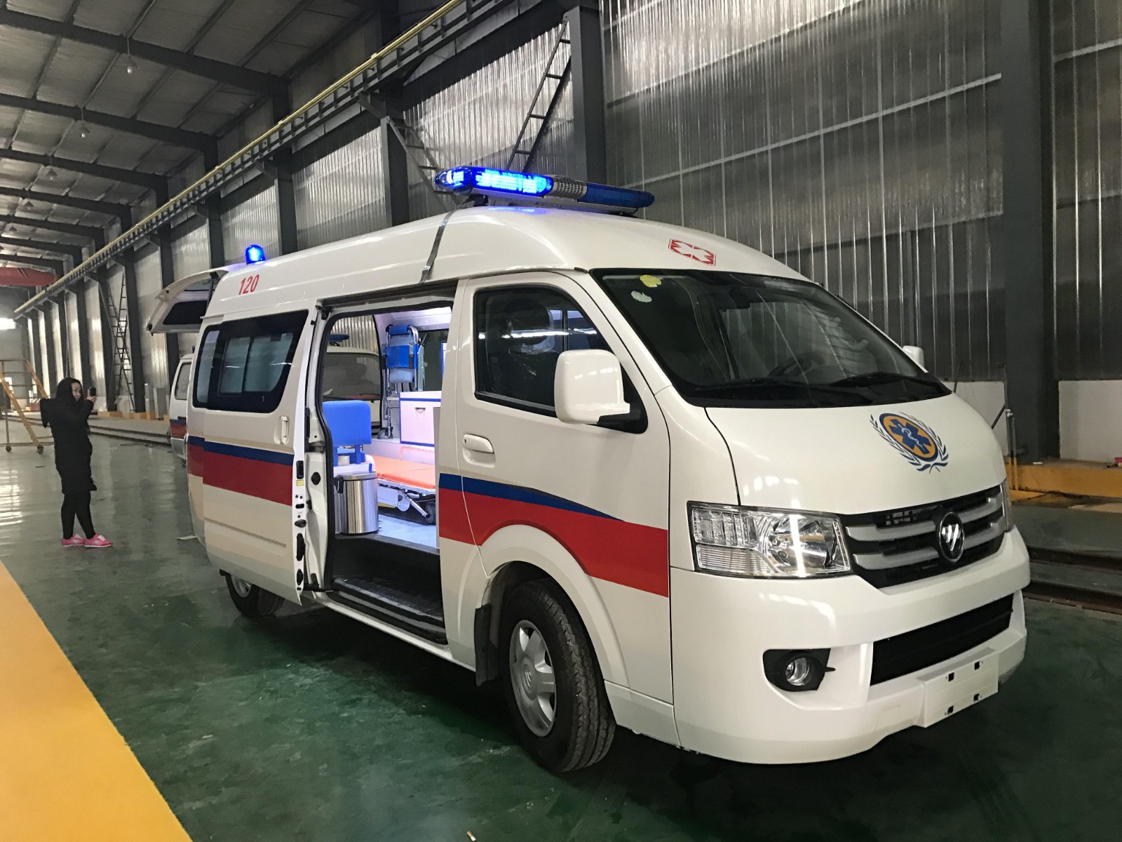 贺兰县救护车转院